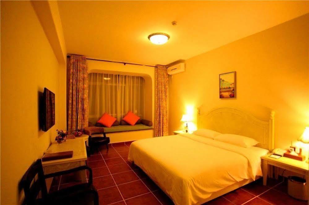Lingshui Shenzhou Holiday Hotel Exterior photo